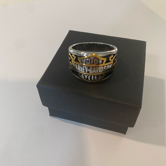 Harley Davidson motorcycle stainless steel ring. - Picture 7 of 11